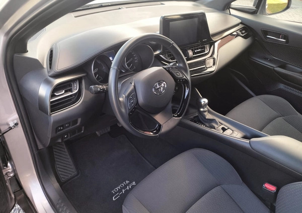 Toyota C-HR cena 83900 przebieg: 88000, rok produkcji 2019 z Kielce małe 529